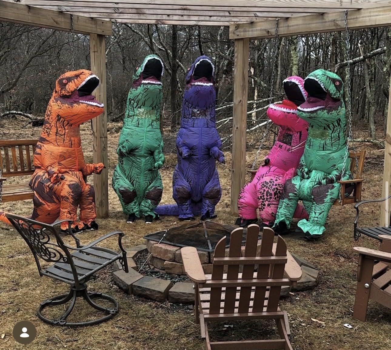 大人用インフレータブル恐竜コスプレハロウィンコスチューム、膨 - Inflatable Dinosaur Costume Adult のレビューと価格